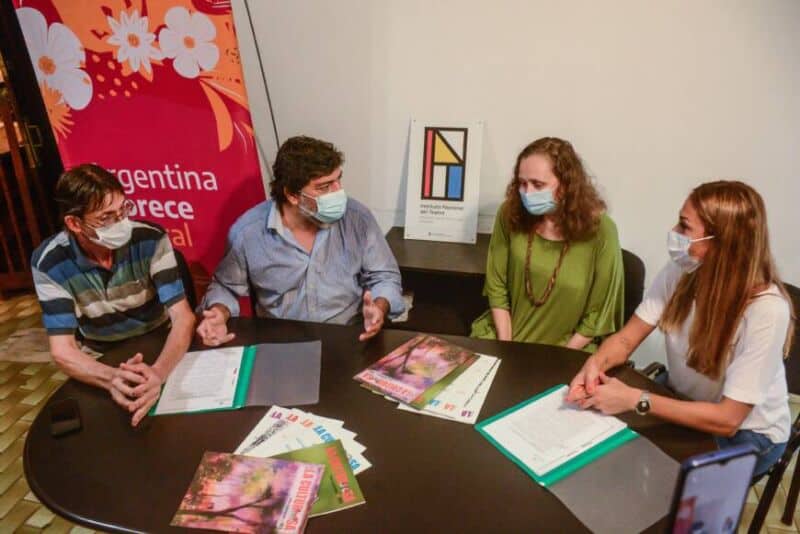 Cultura Misiones, el IPTI y el INT se unen para fortalecer el teatro provincial