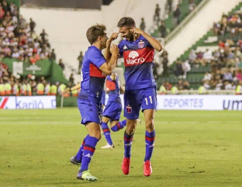 Tigre venció a Barracas Central y volvió a la Primera División