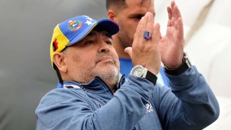 Todo listo para la subasta de bienes de Maradona, la más grande del mundo 1 2 - 5dd42fc37d446 900 - 1