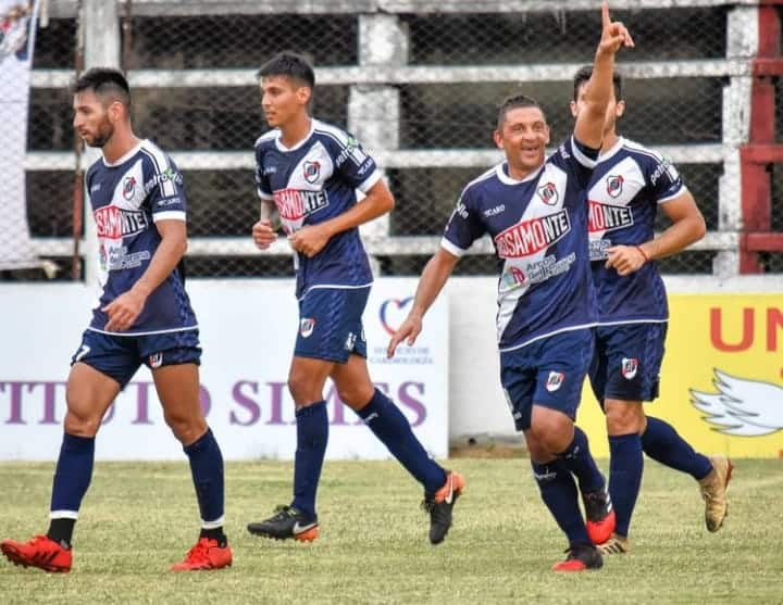 Mitre derrotó 2-0 a Olimpia/San Antonio y acompañará a Guaraní en la siguiente fase del Regional de fútbol