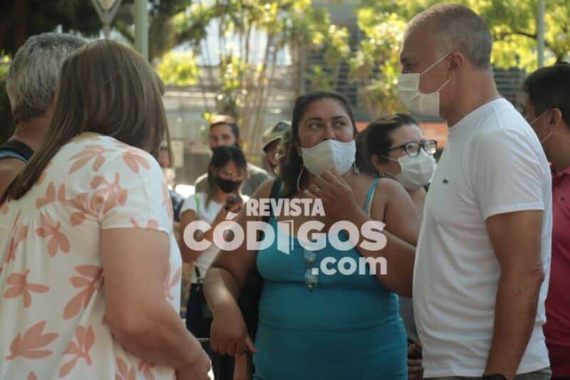 En el último día del año, el Mercadito Solidario desembarcó en la plaza San Martín