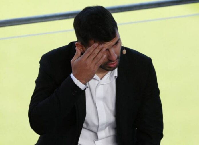Kun Agüero, en conferencia de prensa: "Decidí dejar de jugar al fútbol profesional"
