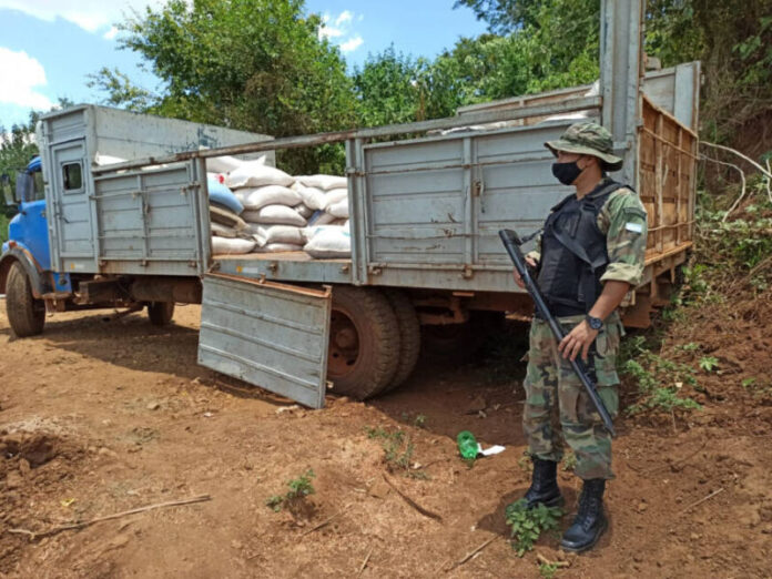 El Soberbio: prefectos secuestraron cuatro toneladas y media de soja valuadas en más de $2 millones