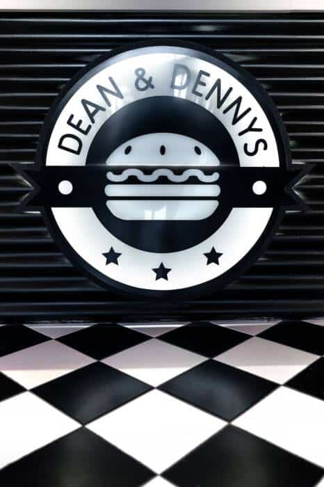 La cadena de hamburguesas Dean & Dennys desembarca en Misiones