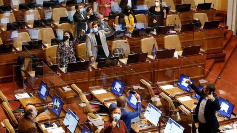 Chile aprobó el matrimonio igualitario