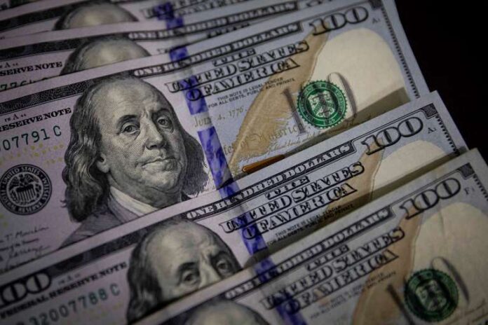 Dólar blue récord: pegó otro salto y alcanzó un nuevo máximo histórico