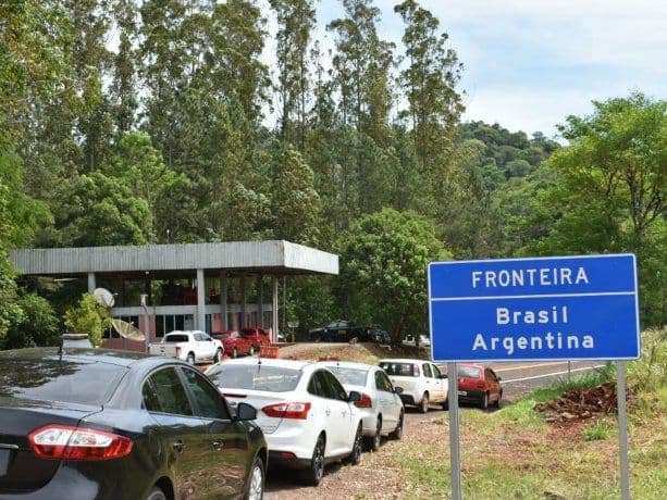 Tras idas y vueltas, aclaran que los pasos fronterizos terrestres con Brasil están abiertos