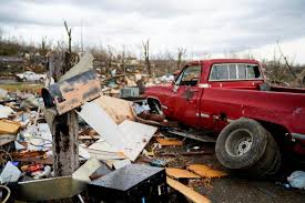 Estados Unidos: ya son más 70 los muertos por el devastador tornado en Kentucky