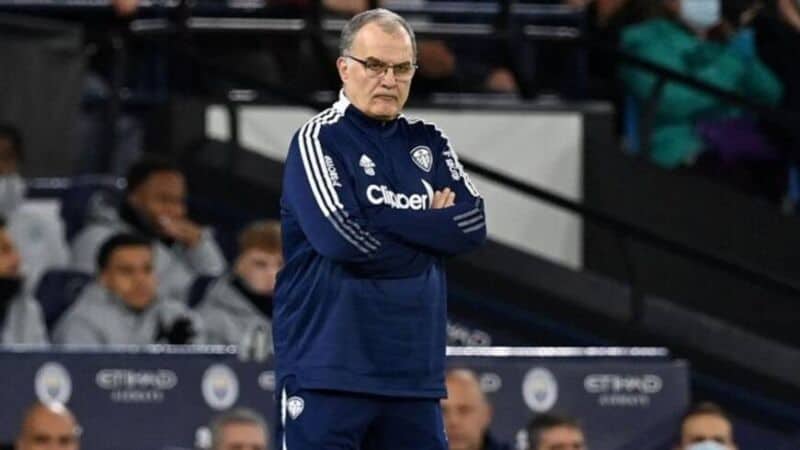 Bielsa reconoció que está pasando su 