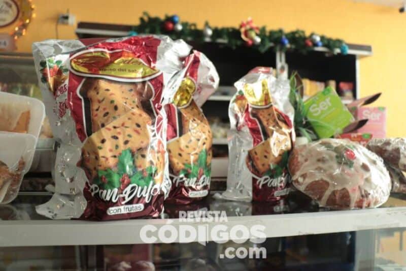 Polémico debate navideño: el pan dulce con frutas es el más elegido de los posadeños