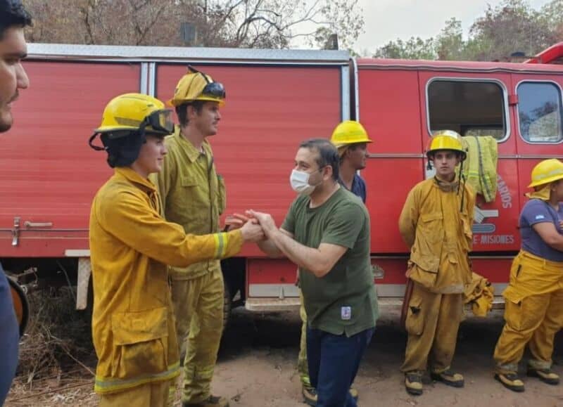 Emotiva publicación de un padre dedicada para su hijo bombero que combate los incendios en Misiones: 