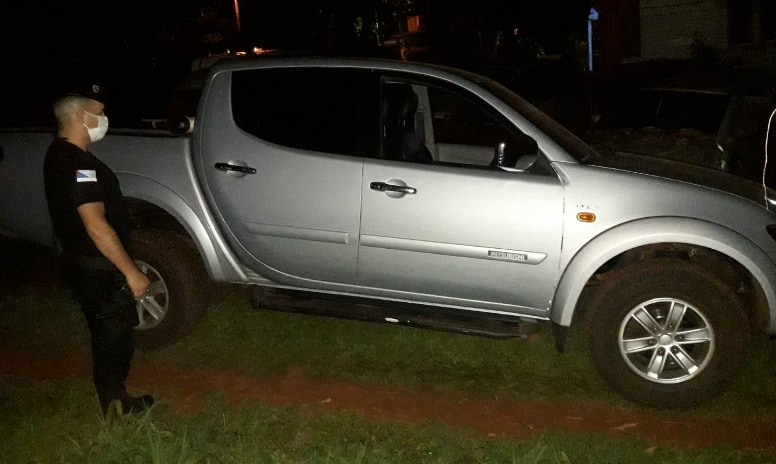 Eldorado: despistó con una camioneta sin papeles y patente trucha, intentó huir pero terminó preso