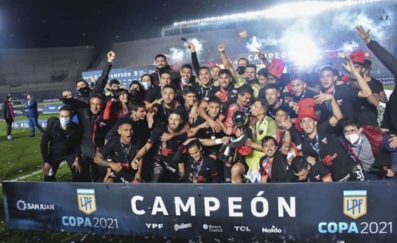 El aumento de casos de Covid-19 retrasaría el comienzo de la Copa de la Liga