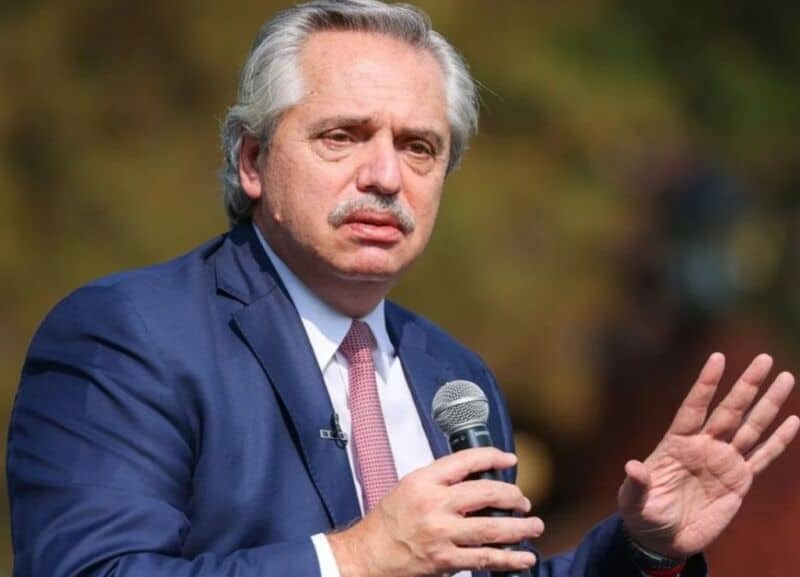 Nación toma distancia del proyecto que busca hacer obligatorias las vacunas contra el coronavirus