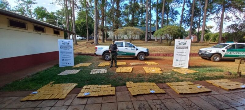 Gendarmes decomisaron más de 200 kilos de marihuana en Puerto Esperanza