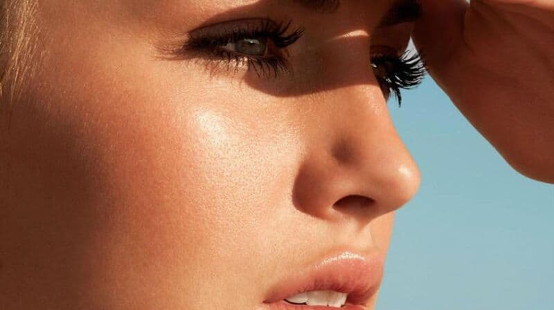 Cómo se cuidan los ojos y los párpados del sol