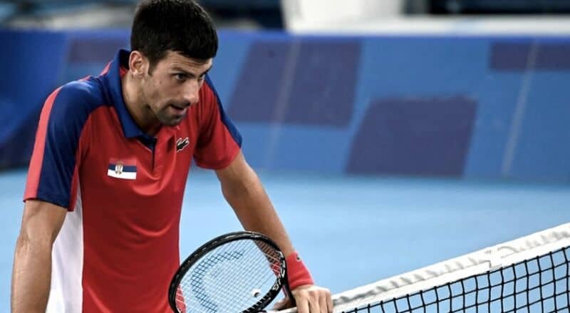 Djokovic podría quedar inhabilitado de ingresar a Australia por 3 años