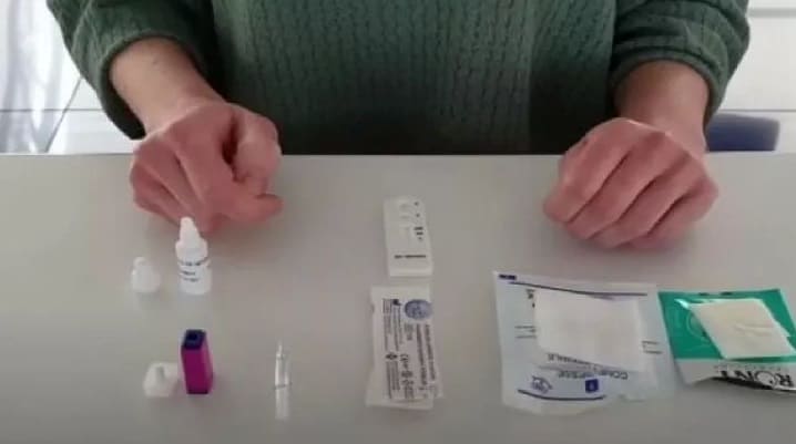 Autorizaron la venta en farmacias de autotest de coronavirus en Argentina