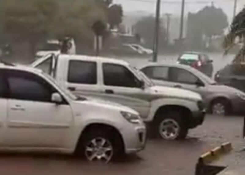 Llegó el alivio: intensos chaparrones y tormentas afectaron a varias localidades misioneras