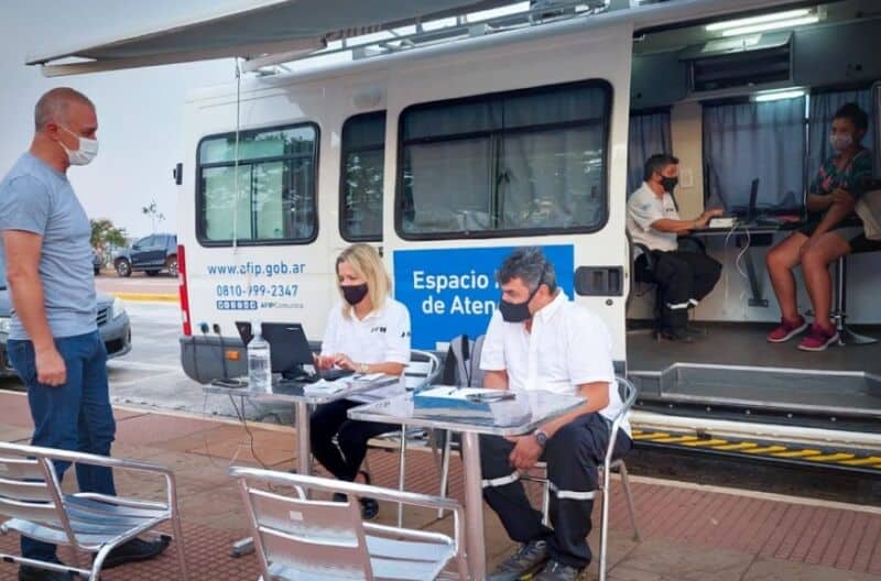 Dictan asesoramiento tributario gratuito en la costanera de Posadas