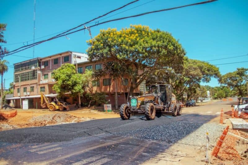 Trabajos de asfalto: dejaron habilitada la intersección entre las avenidas Alem y Zapiola de Posadas