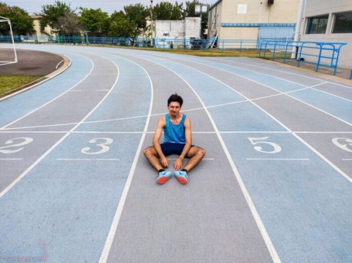 Un atleta argentino desafía a quienes puedan ganarle una carrera: si lo logran, les paga