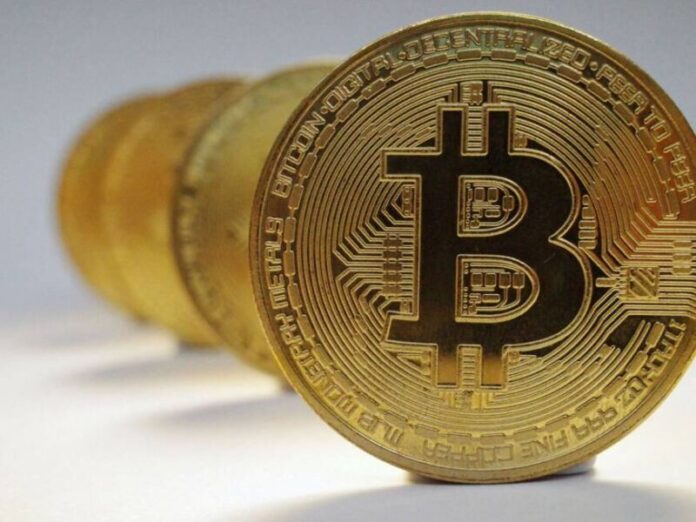 Las criptomonedas se desploman hasta un 13% y Bitcoin cotiza en mínimos de cuatro meses