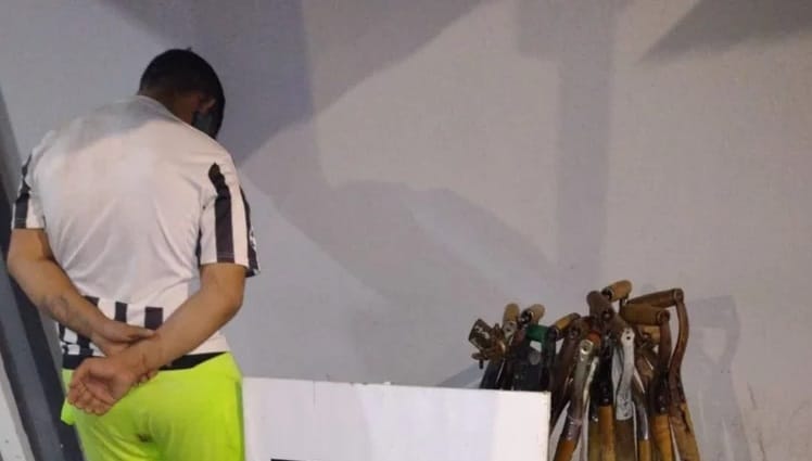 Detuvieron a un joven luego de robar 17 palas a la Municipalidad de Corrientes
