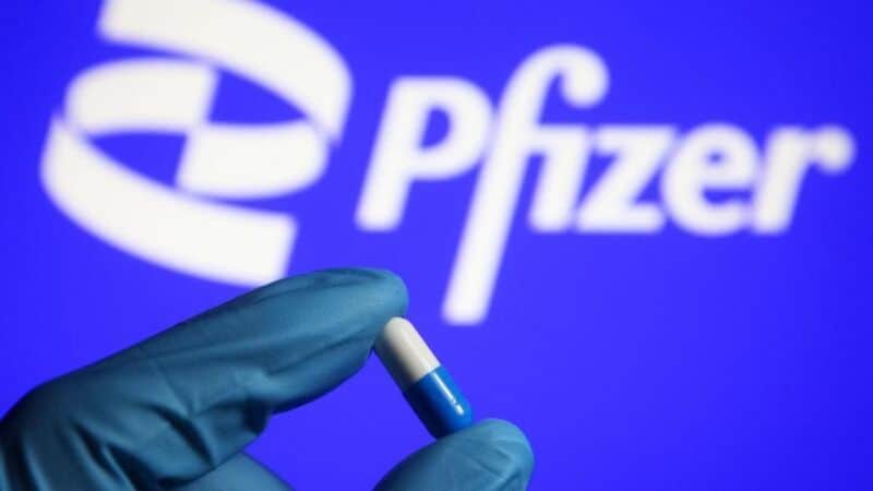 La píldora de Pfizer contra el coronavirus fue aprobada en Europa