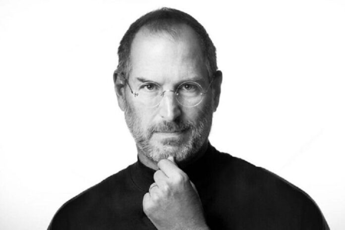 Las 3 reglas de oro de Steve Jobs que aplican los grandes líderes para que toda reunión de trabajo sea efectiva