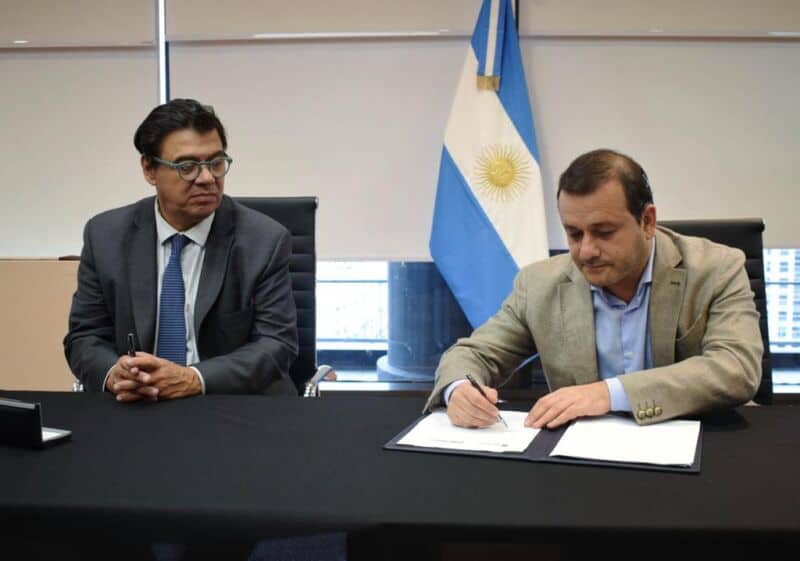 Misiones acordó con Nación una ayuda económica para trabajadores yerbateros y tabacaleros 3 6 - 02 - 5
