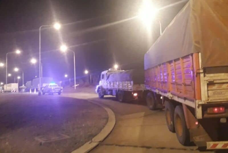 Camionero evadió un puesto fiscal de la Agencia Tributaria Misionera en San José y secuestraron su rodado