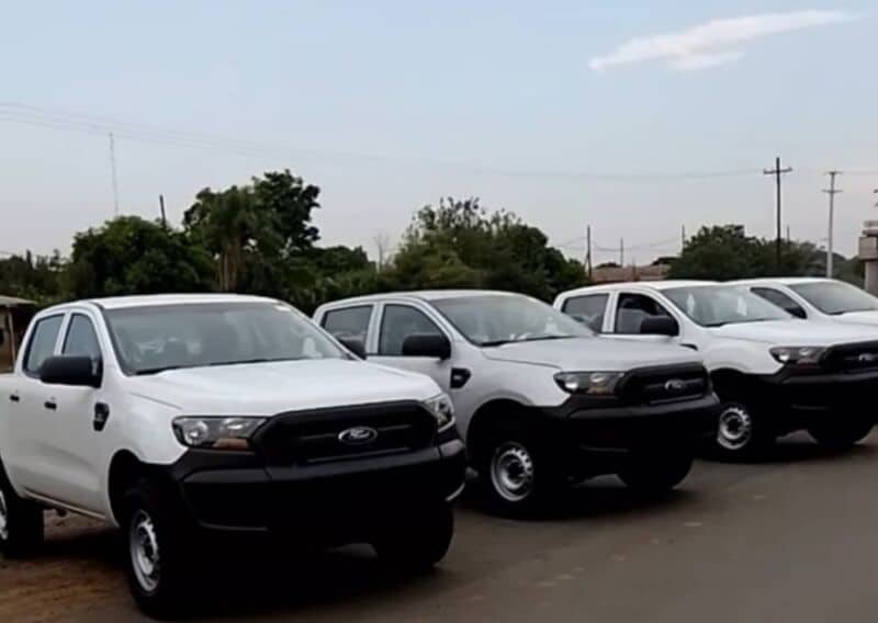 Corrientes recibió seis camionetas y un camión donado por Santiago Maratea para combatir los incendios