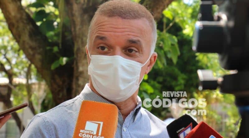 Arce: “Vamos a reforzar la campaña de vacunación contra el Covid-19 en escuelas misioneras”
