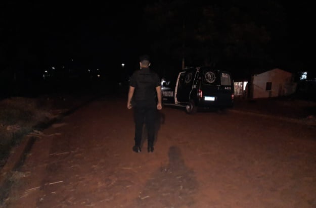 Conmoción en San Antonio por un doble femicidio: asesinaron a balazos a madre e hija y buscan intensamente a un hombre