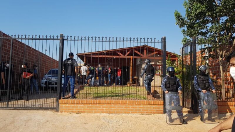 Dos detenidos y armas secuestradas en la investigación del tiroteo que dejó un herido en Posadas