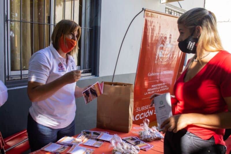 Realizarán un nuevo operativo integral municipal en el barrio Yacyretá 2 4 - WhatsApp Image 2022 02 17 at 11.57.22 - 3