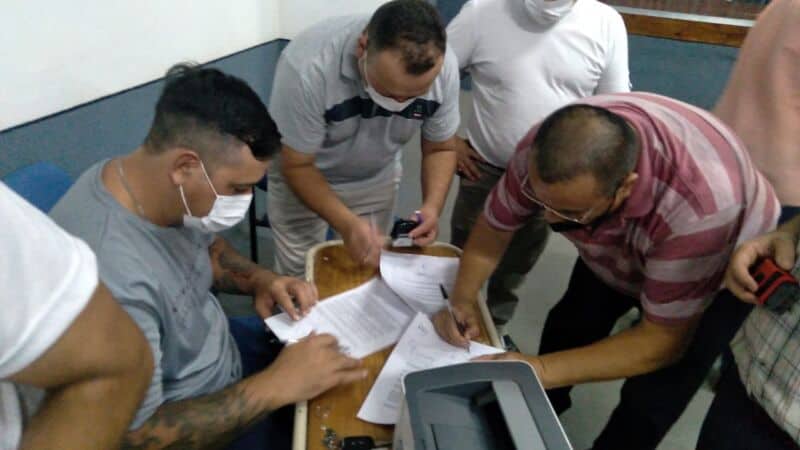 Paritarias: acordaron aumento salarial del 19% para las fuerzas de seguridad de la provincia 3 6 - WhatsApp Image 2022 02 24 at 20.51.09 - 5
