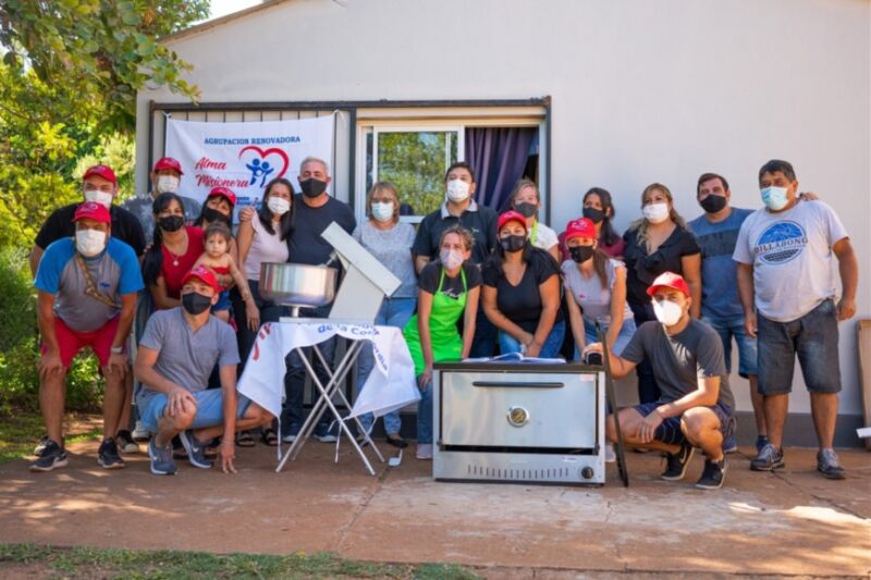 El IFAI entregó equipamientos a emprendedoras de panificados en Garupá