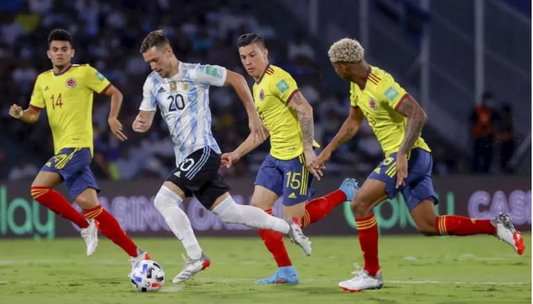 Fuertes críticas en Colombia para su selección: 