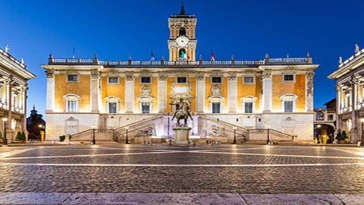 Italia apaga sus monumentos en rechazo a los aumentos de la tarifa de luz