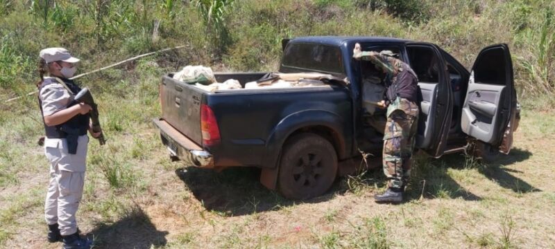 Golpe al narcotráfico: incautaron casi dos toneladas de marihuana en Eldorado y Puerto Libertad 1 2 - prefectira - 1