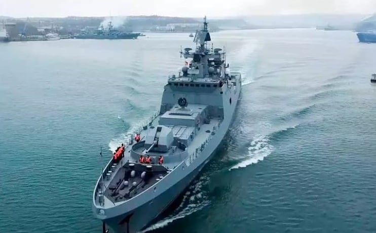 En plena tensión con Ucrania, Rusia inicia maniobras navales en el mar Negro