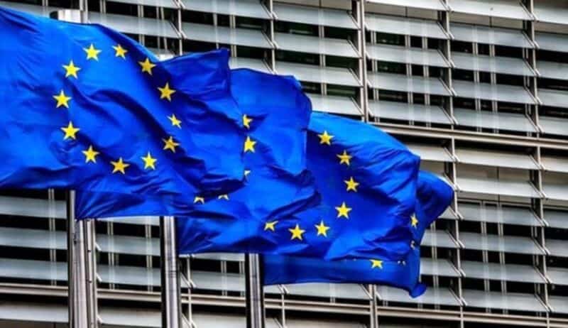 La UE decidió excluir a Rusia del sistema financiero y bloquear su Banco Central