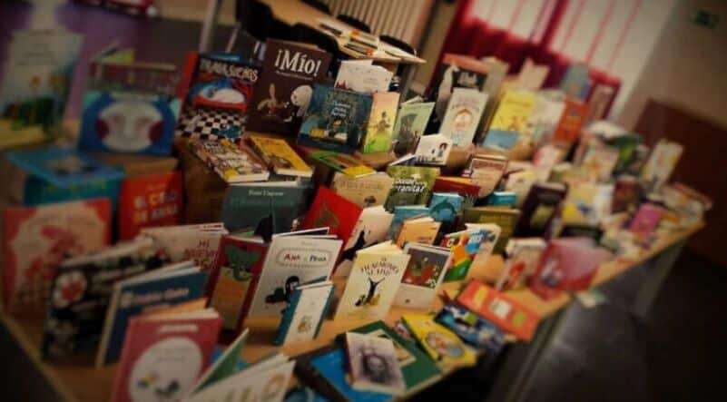 Hoy entra en vigencia el programa Ahora Textos para la compra de libros y revistas en hasta 6 cuotas sin interés