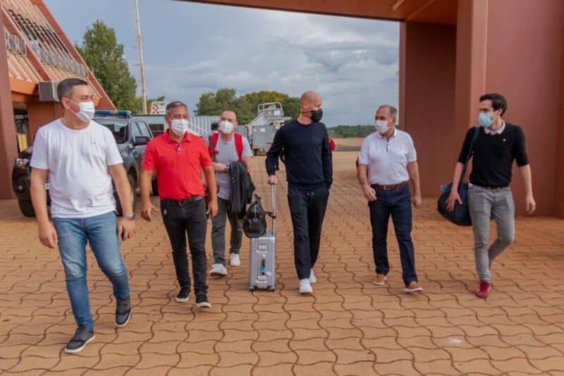 Misiones recibió a los primeros coaches del Bayern Múnich