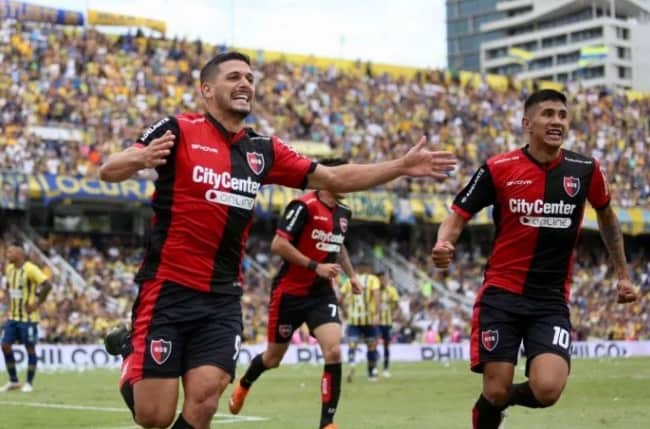 Newells derrotó 1-0 a Central en el clásico rosarino
