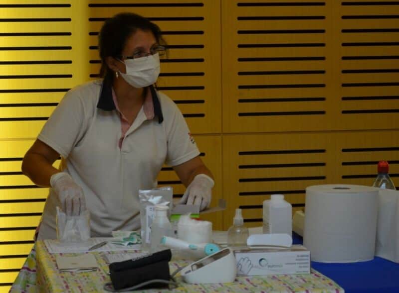 Agentes legislativos voluntarios donaron sangre 5 10 - DSC 0095 - 9