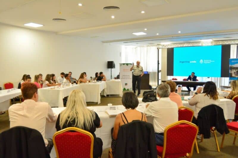 Municipios avanzan en el fortalecimiento de su perfil turístico 2 4 - Jornadas Municipios Turisticos 4 - 3