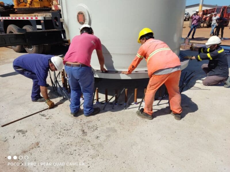 Realizaron el montaje del pedestal de la grúa en el Puerto de Posadas 7 14 - PEDESTAL PUERTO DE POSADAS - 13